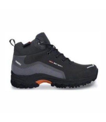 Black Zorzal hiking boots sizes 40 to 45